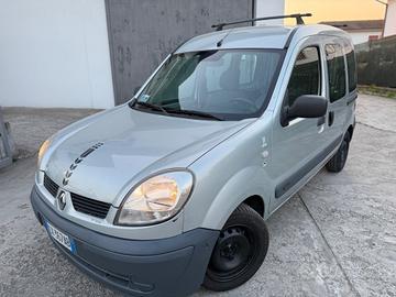 Renault Kangoo 4p. Autocarro 1.2 PEDANA DISABILE
