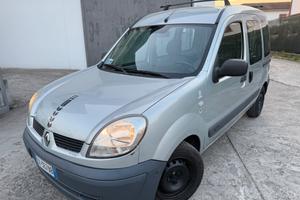 Renault Kangoo 4p. Autocarro 1.2 PEDANA DISABILE
