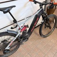 Fulgur mula 880