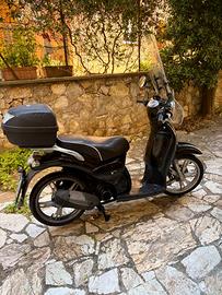 Aprilia Scarabeo 100 anno 2010