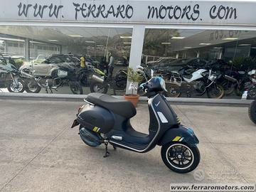 PIAGGIO VESPA GTS 300 SUPER NUOVA PRONTA CONSEGNA