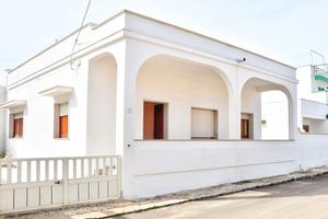 VILLA a Lido Marini 100mt dalla spiaggia di Sabbia