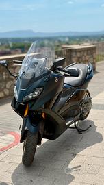 Tmax 560