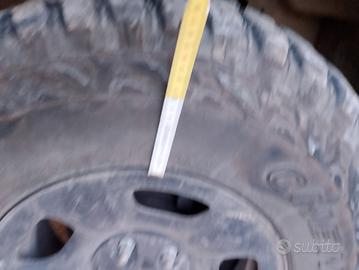 gomme fuoristrada tassellate 