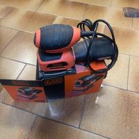 Carteggiatrice black e deker