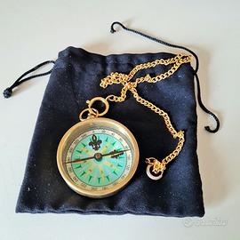 Bussola vintage  tascabile  con rosa dei venti rea