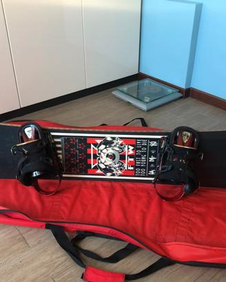 Tavola snowboard Nitro con attacchi Raiden