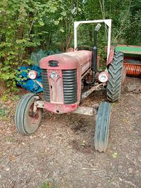 Massey Ferguson 165