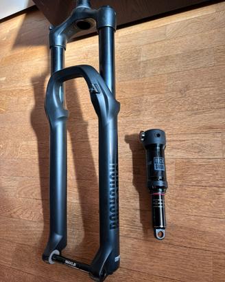 Forcella e mono Ebike