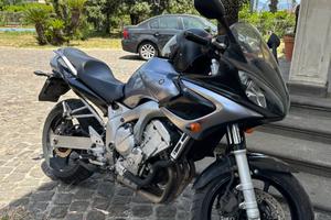 Yamaha FZ6 Fazer 600 2006 - 27.800 km - Gomme Nuov