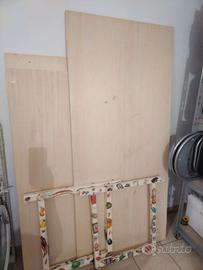 Tavole legno con cavalletti decorati