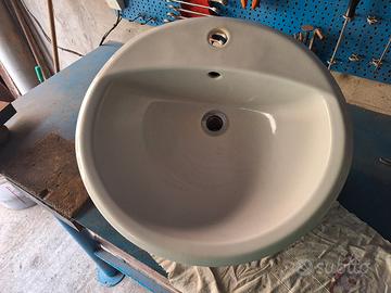 Lavandino da incasso
