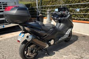 Scooter T-max