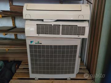CONDIZIONATORE DAIKIN 9000 CON DUE SPLINT