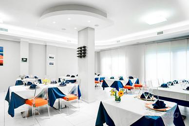 Locale attrezzato a ristorante pronto all'uso