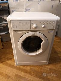 lavatrice Indesit 5kg Classe A