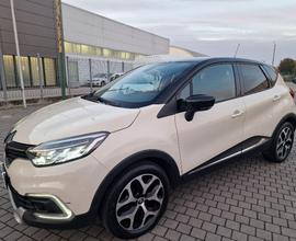 RENAULT - Captur - TCe 12V 90 CV S&S Energy Bose