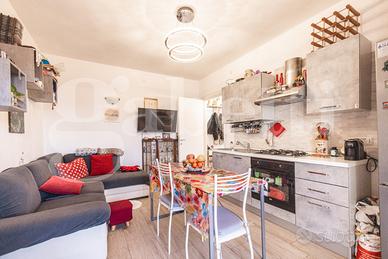 Pirri Trivano 1° ultimo piano,terrazza,2 posti aut