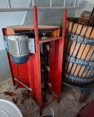 piggiatrice con motore elettrico 220 v