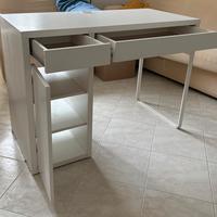 scrivania ikea 