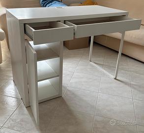 scrivania ikea 