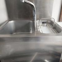 lavandino professionale " a ginocchio "