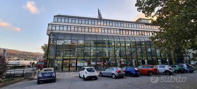 Ufficio al centro galassia di 140 mq