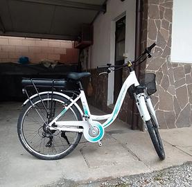 Bicicletta elettrica donna Epa modello
Urban Soul