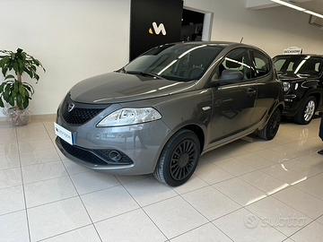 Lancia Ypsilon 1.0 FireFly 5 porte S&S Hybrid Ecoc