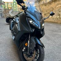 Tmax 560