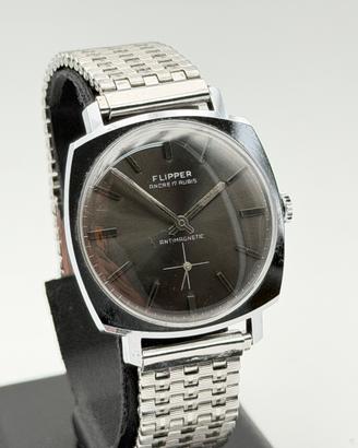 flipper vintage watch nos 34mm new old stock swiss