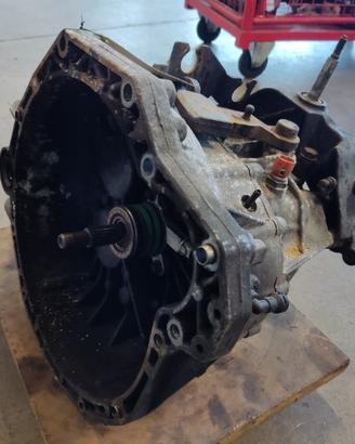 Cambio OPEL VIVARO 2464cc diesel del 2010