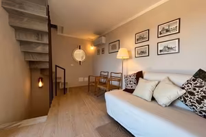 Rustico / Casale di 77 m² con più di 5 locali a Ca