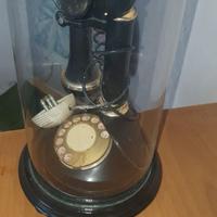 Telefono antico vintage in campana di vetro – pezz