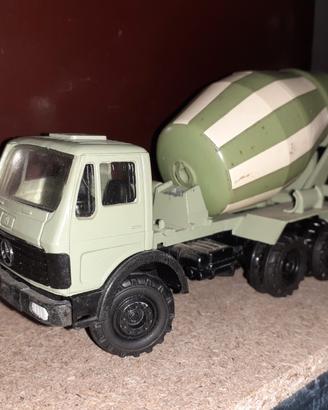 Conrad MB 2222 B6X4 Betoniera 1:50