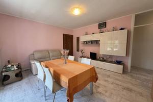 Appartamento di 90 m² con 3 locali e box auto a Th