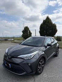 TOYOTA C-HR 2.0h HSD (184CV) 2WD E-CVT TREND
