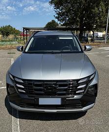 Hyundai Tucson 1.6 Hybrid benzina/elettrico,