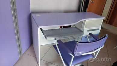 scrivania e sedia da cameretta 