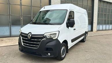 Renault Trucks Master Red Van L2H2 150 CV - E6D