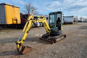 miniescavatore  yanmar vio 25 pala