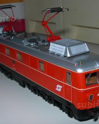Treni ROCO locomotiva OBB 1110.530 43518