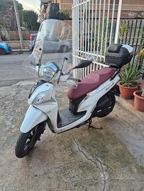 scooter in perfette condizioni pari al nuovo 