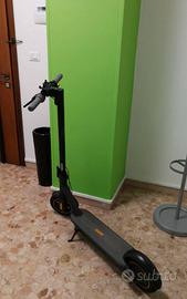 Monopattino elettrico Ninebot Max Gx30 