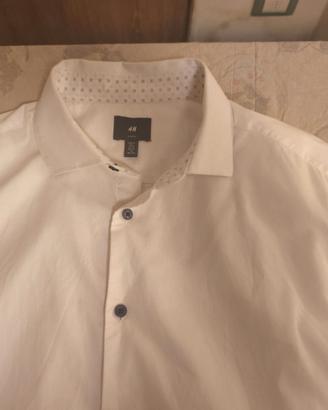 Camicia bianca H&M Slim Fit - Bottoni a contrasto