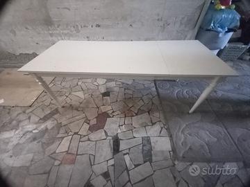 tavolo apribile bianco