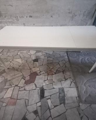 tavolo apribile bianco