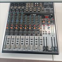 mixer Behringer