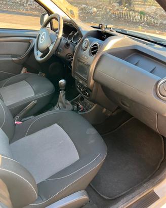 Dacia Duster 1.5 DCI 110 CV 4x2 LAUREATE UN PROPRI