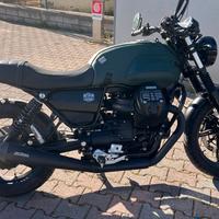 Moto Guzzi V7 IV - 2022